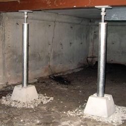Installed crawl space jack post system in Gallatin