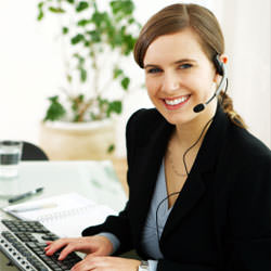 A disaster restoration customer service expert in Murfreesboro manning the phones